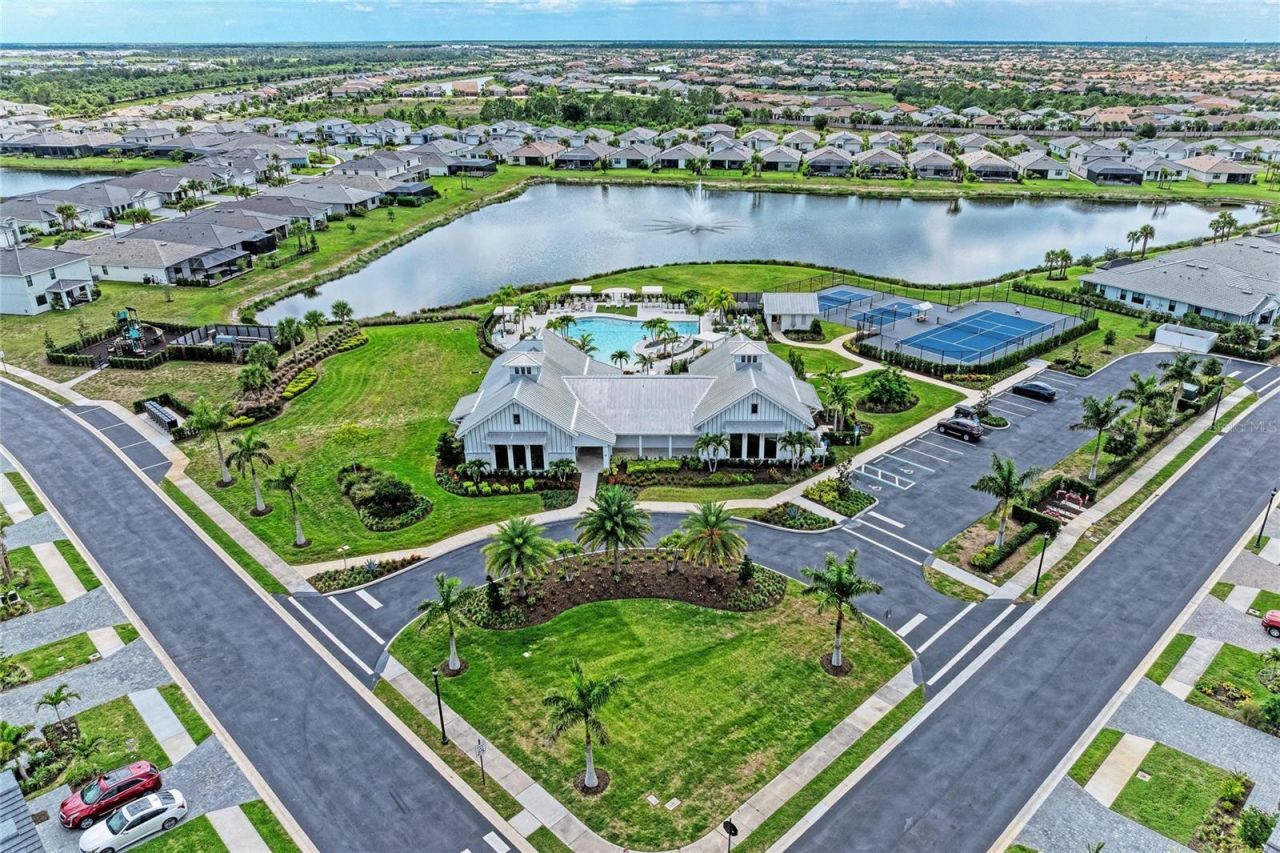 18615 Midsummer Place, Venice, FL 34293 Photo