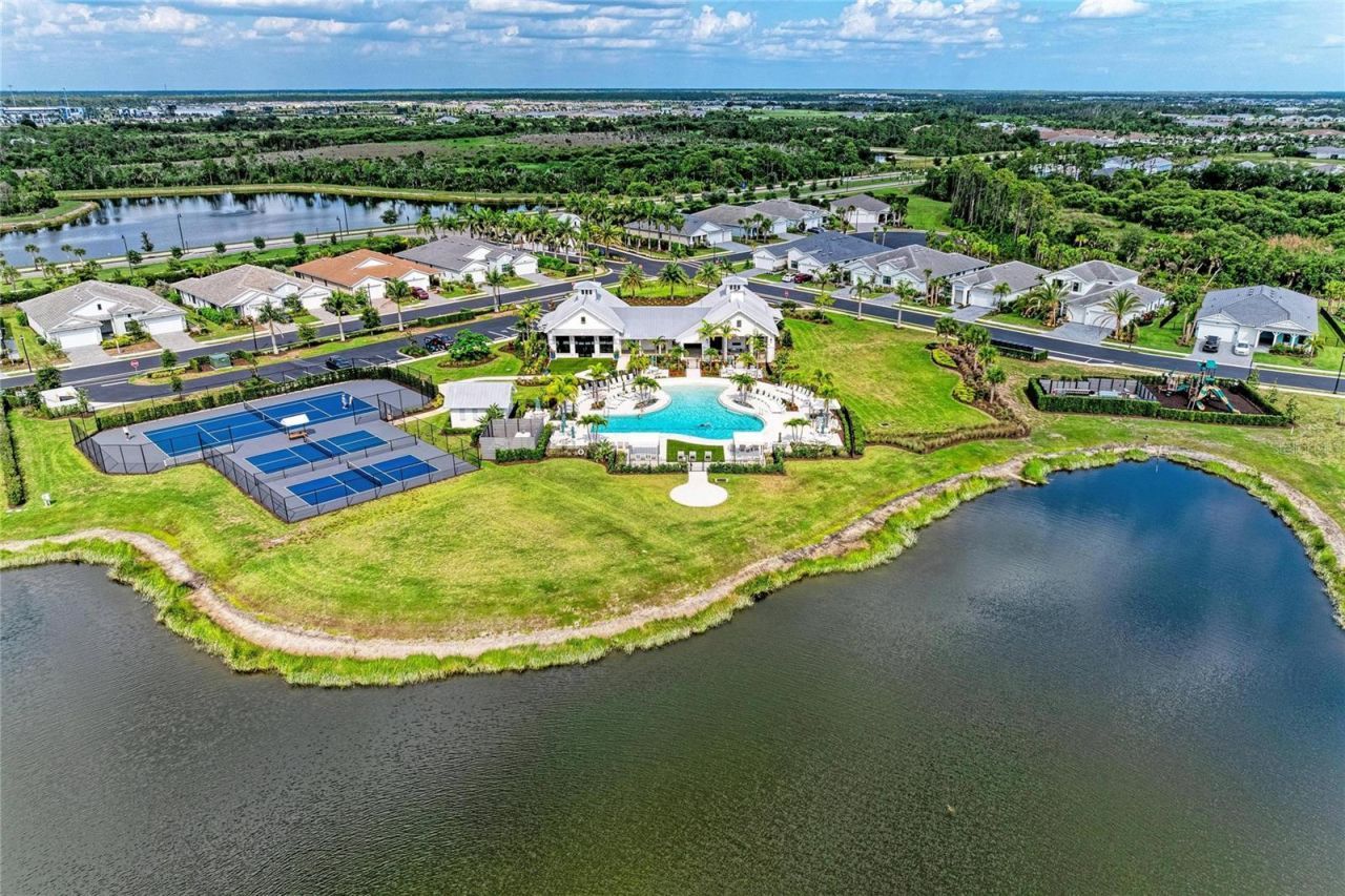 18615 Midsummer Place, Venice, FL 34293 Photo
