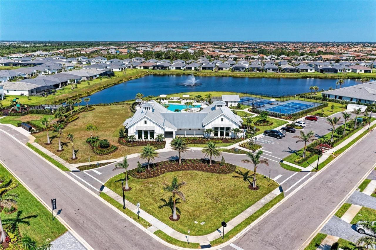 18615 Midsummer Place, Venice, FL 34293 Photo