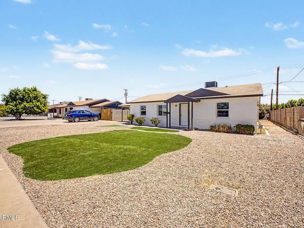 639 S SIRRINE, Mesa, AZ 85210