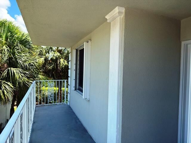 2601 Village Boulevard, Unit 301, West Palm Beach, FL 33409 Photo