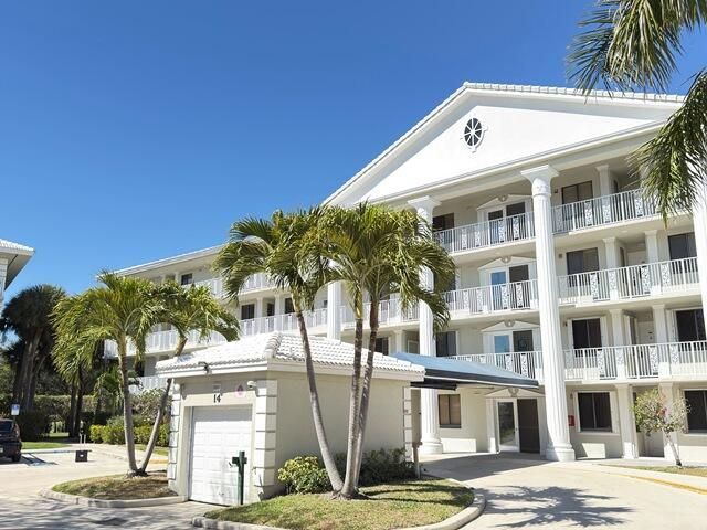 2601 Village Boulevard, Unit 301, West Palm Beach, FL 33409 Photo