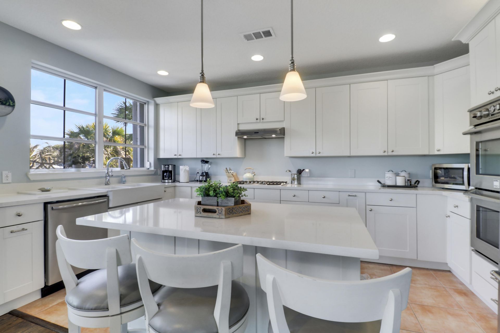 3392 NE Skyline Drive, Jensen Beach, FL 34957 Photo