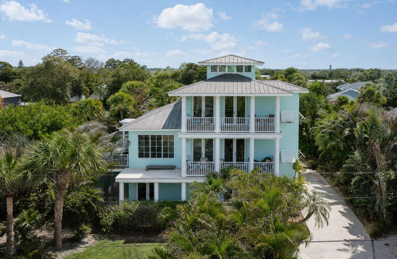 3392 NE Skyline Drive, Jensen Beach, FL 34957 Photo