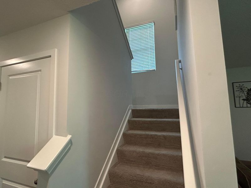 2060 Pentress Drive , Grove City, OH 43123 Photo 8