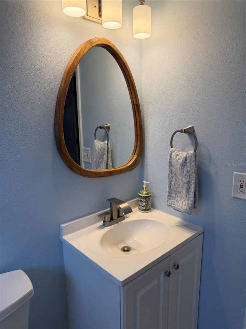 270 S Maple Street , Englewood, FL 34223 Photo