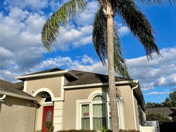 2018 CROSSCREEK COURT , OVIEDO, FL 32766