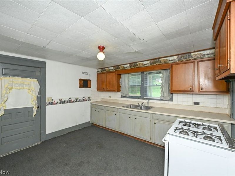 893 Norton Avenue, Barberton, OH 44203 Photo 10