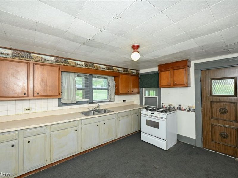 893 Norton Avenue, Barberton, OH 44203 Photo 14