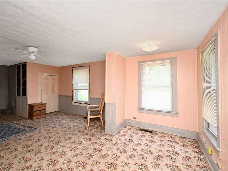 893 Norton Avenue , Barberton, OH 44203 Photo 18