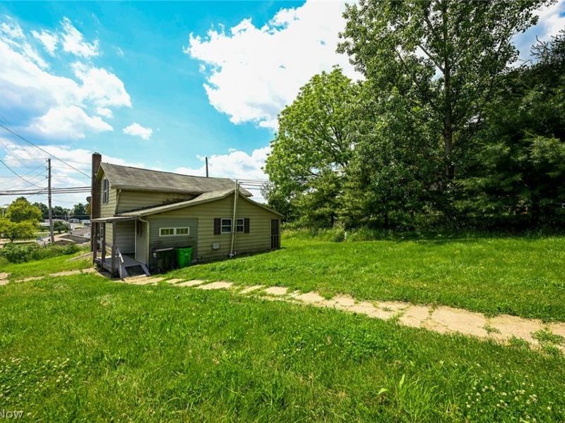 893 Norton Avenue, Barberton, OH 44203 Photo 6