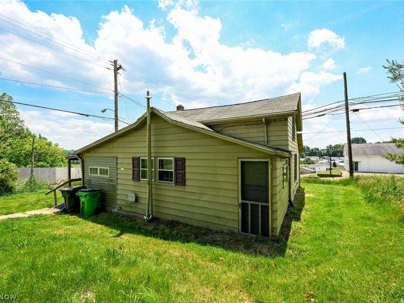 893 Norton Avenue, Barberton, OH 44203 Photo 7