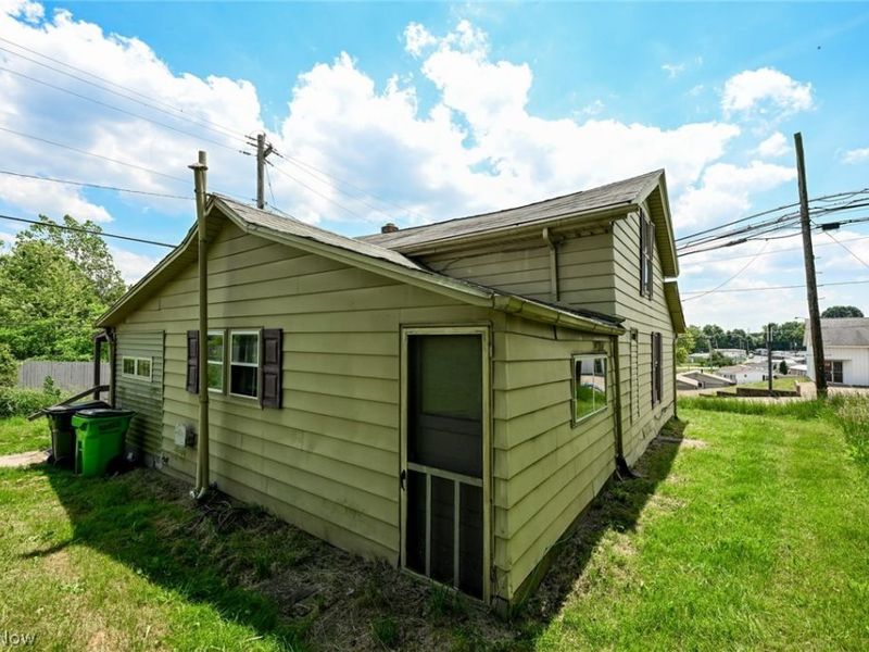 893 Norton Avenue, Barberton, OH 44203 Photo 8