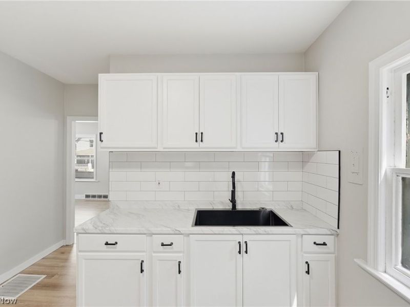 4256 W 22nd Street , Cleveland, OH 44109 Photo 14