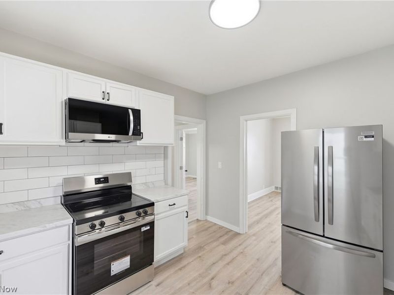 4256 W 22nd Street , Cleveland, OH 44109 Photo 16