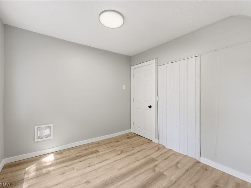 4256 W 22nd Street , Cleveland, OH 44109 Photo 33