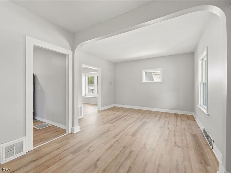 4256 W 22nd Street , Cleveland, OH 44109 Photo 5