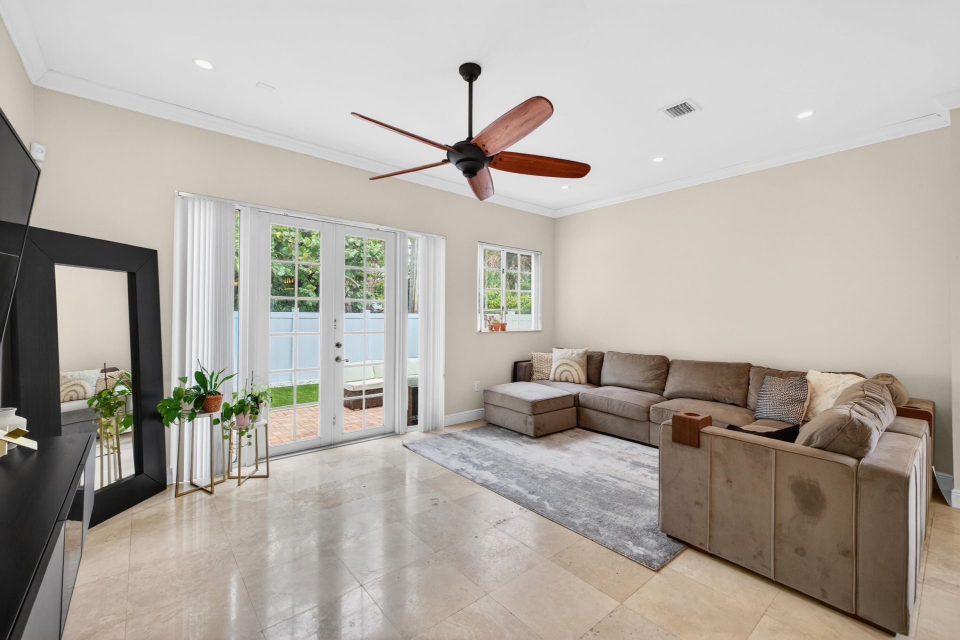 825 SW 12th Street, Fort Lauderdale, FL 33315 Photo