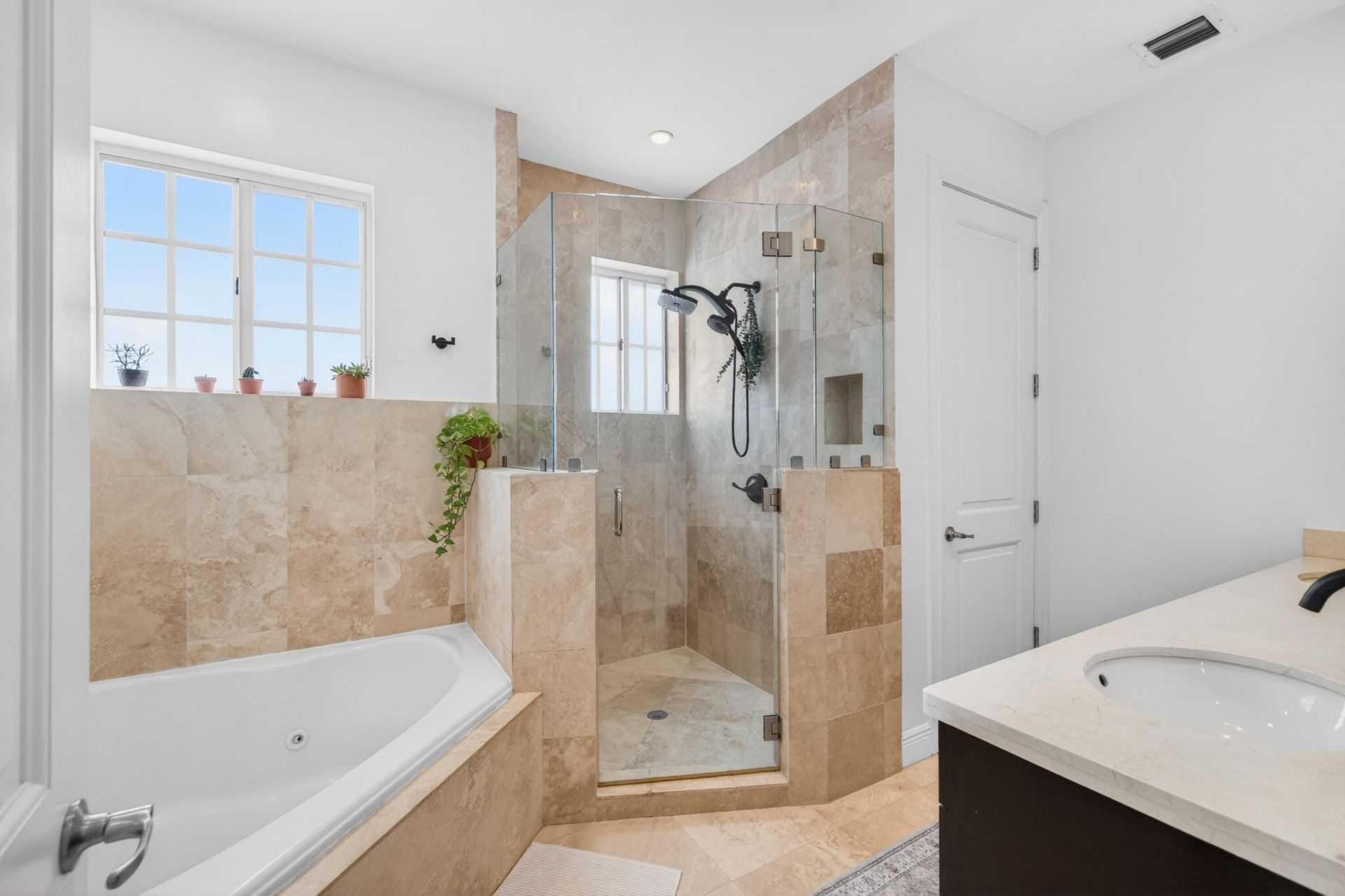 825 SW 12th Street, Fort Lauderdale, FL 33315 Photo