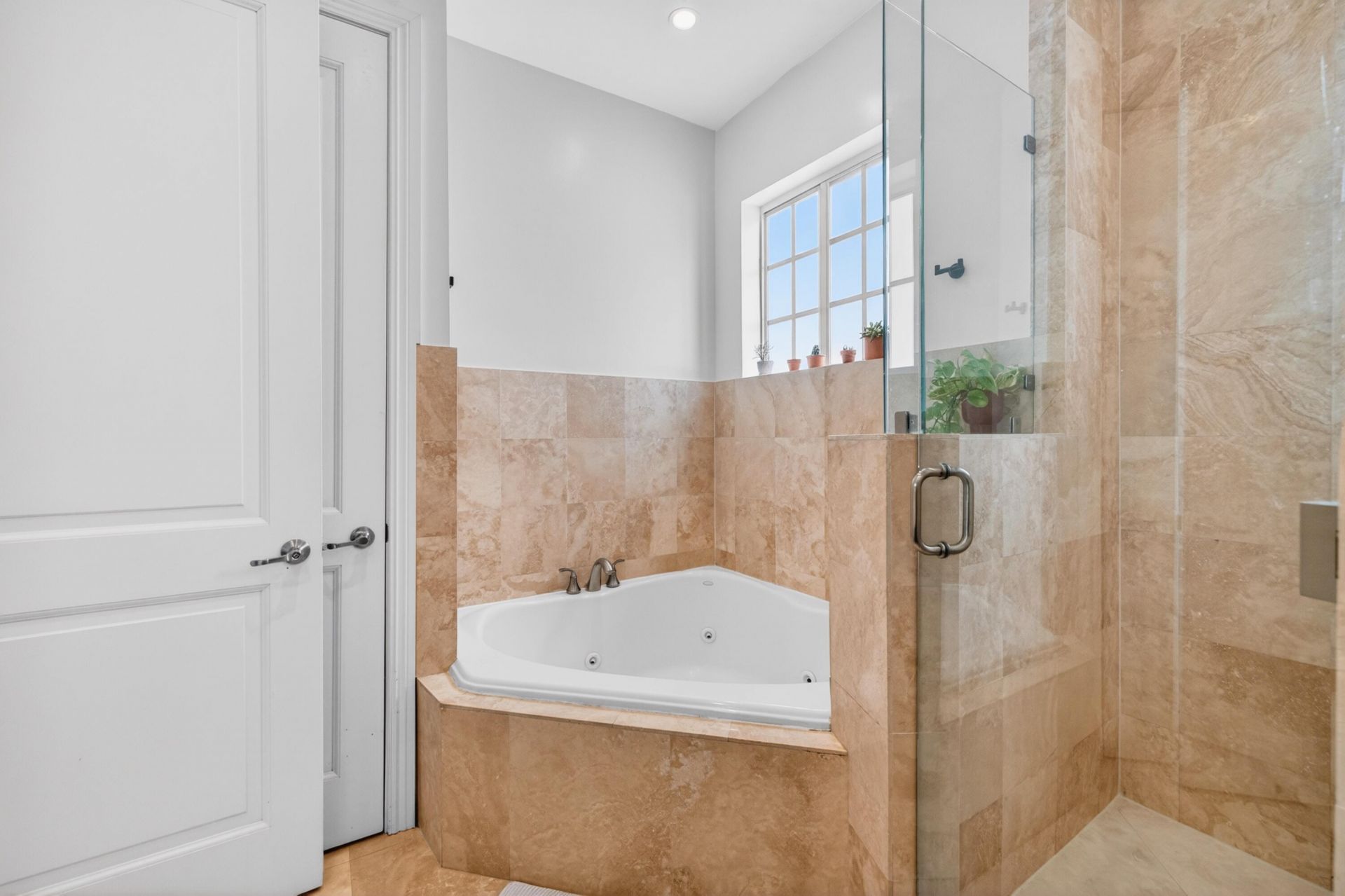825 SW 12th Street, Fort Lauderdale, FL 33315 Photo