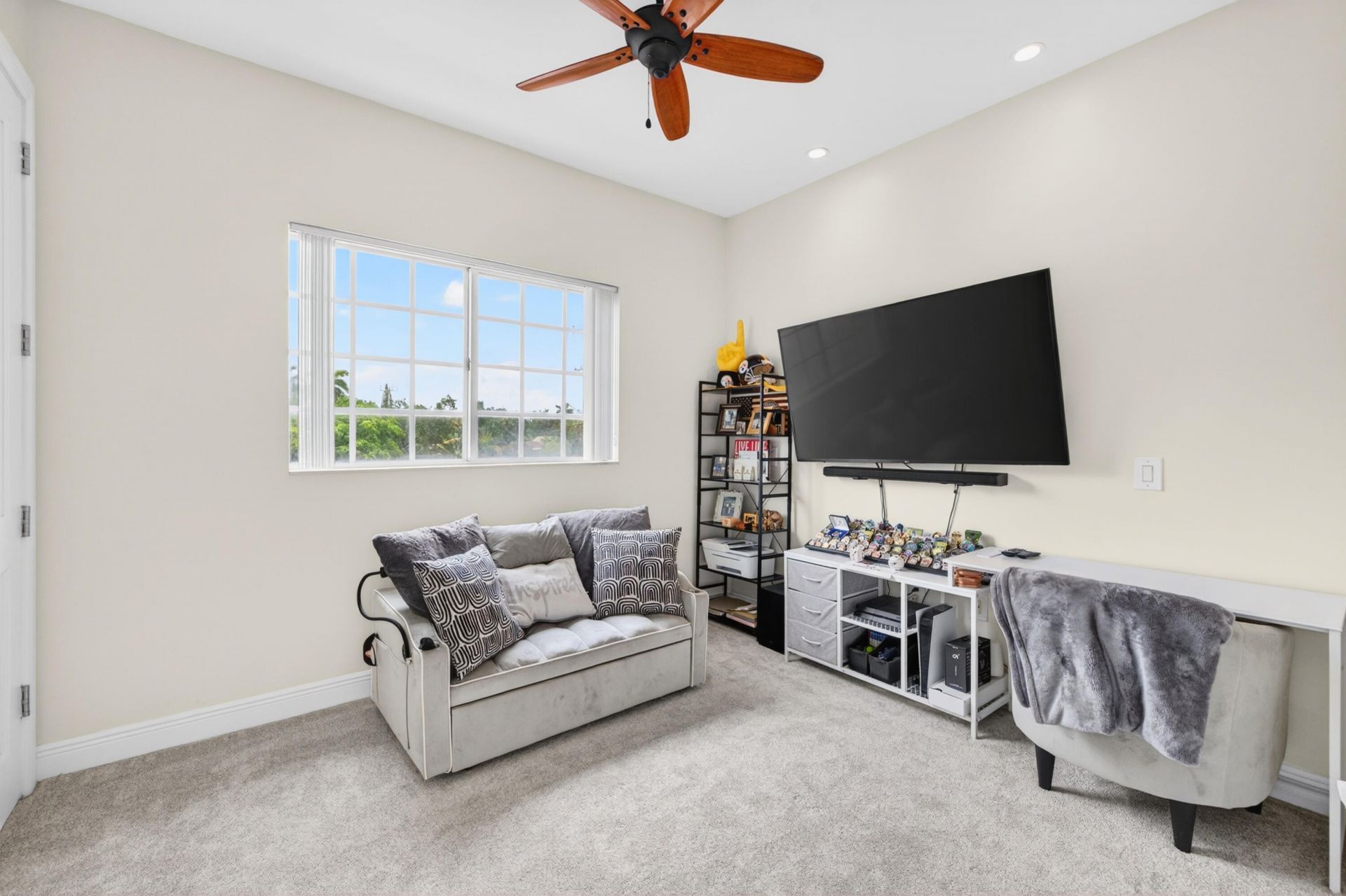 825 SW 12th Street, Fort Lauderdale, FL 33315 Photo