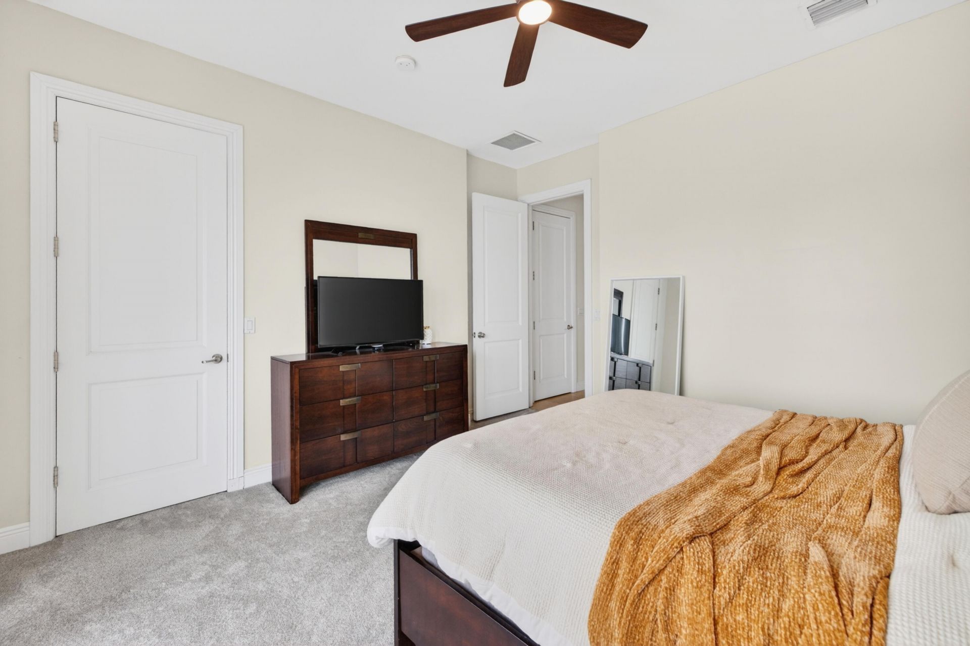 825 SW 12th Street, Fort Lauderdale, FL 33315 Photo