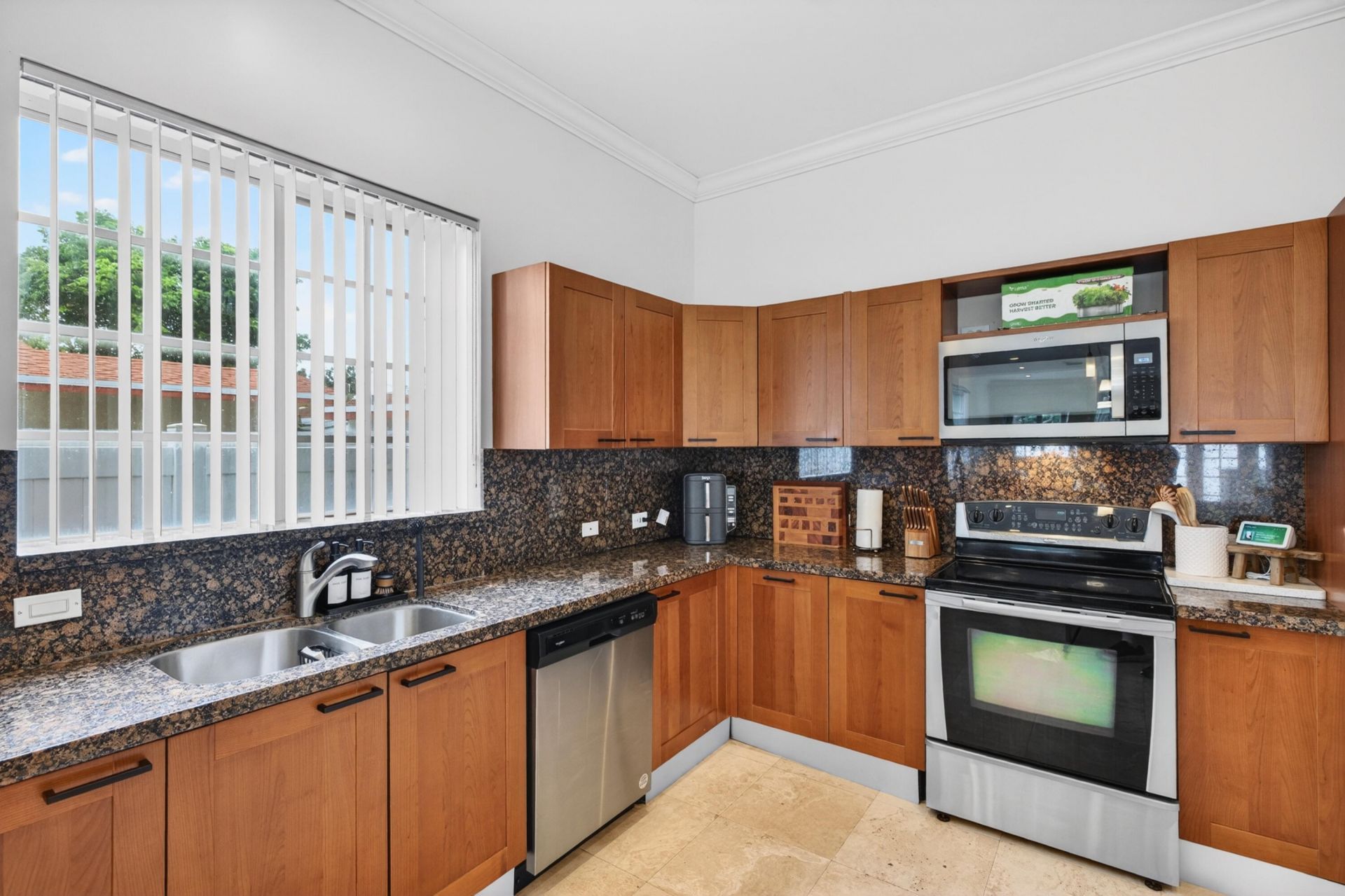 825 SW 12th Street, Fort Lauderdale, FL 33315 Photo
