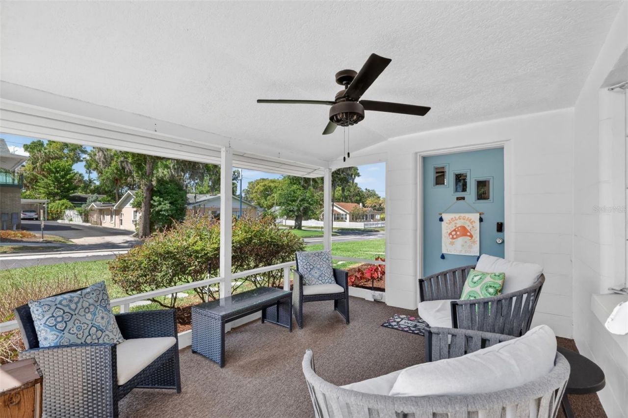 1012 S Baker Street , Mount Dora, FL 32757 Photo