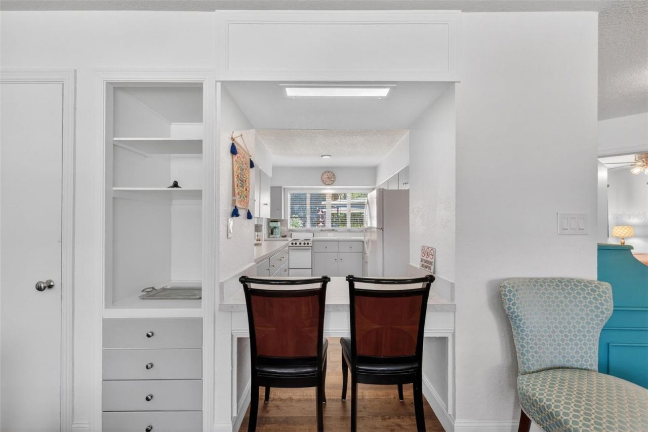 1012 S Baker Street , Mount Dora, FL 32757 Photo