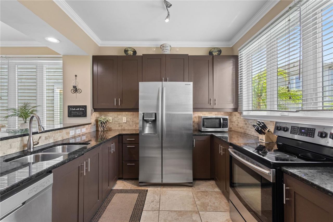 528 Forest Way, Longboat Key, FL 34228 Photo