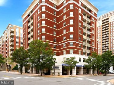 880 N POLLARD STREET, Unit 222, ARLINGTON, VA 22203