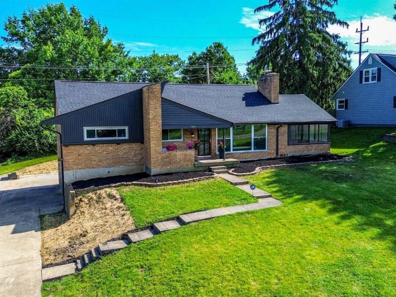 745 Columbia Road, Hamilton, OH 45013 Photo 2