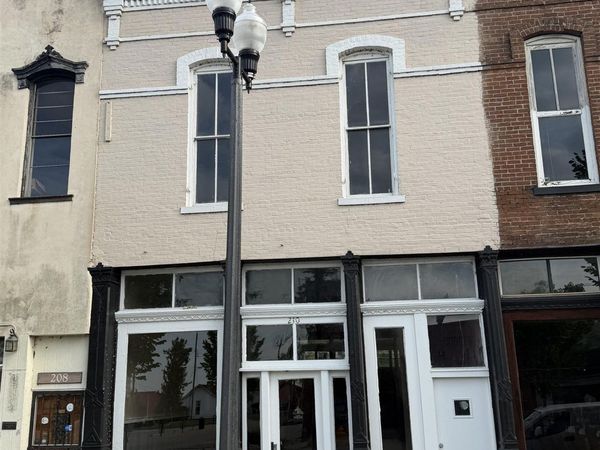 210 W Barraque Ave , Pine Bluff, AR 71601