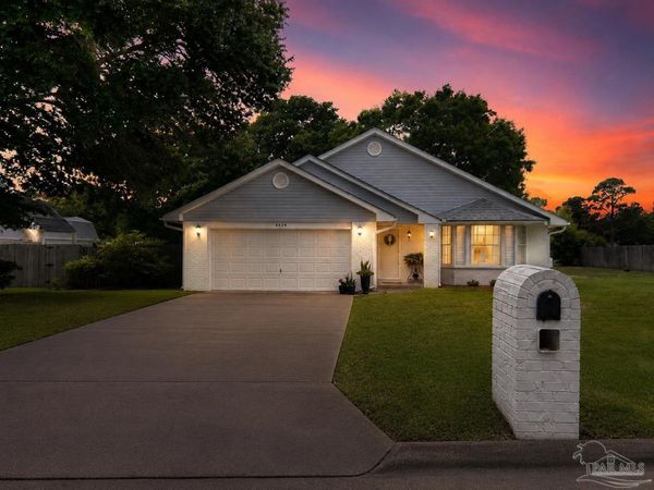 4909 Alvin Dr, Pensacola, FL 32507