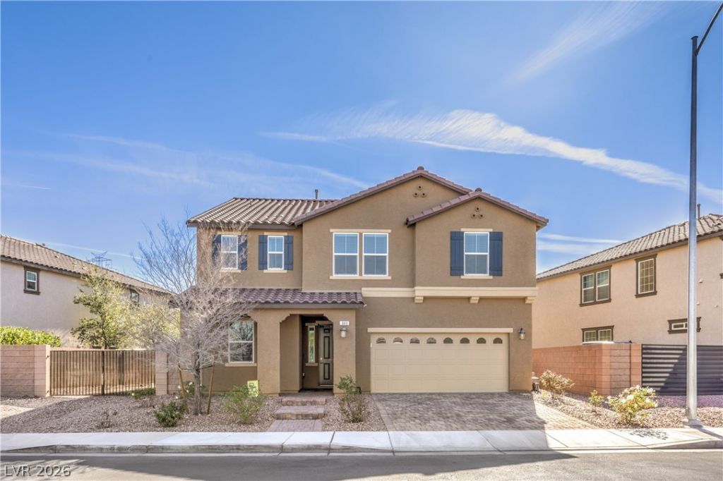 989 Soaring Moon Drive , Henderson, NV 89015