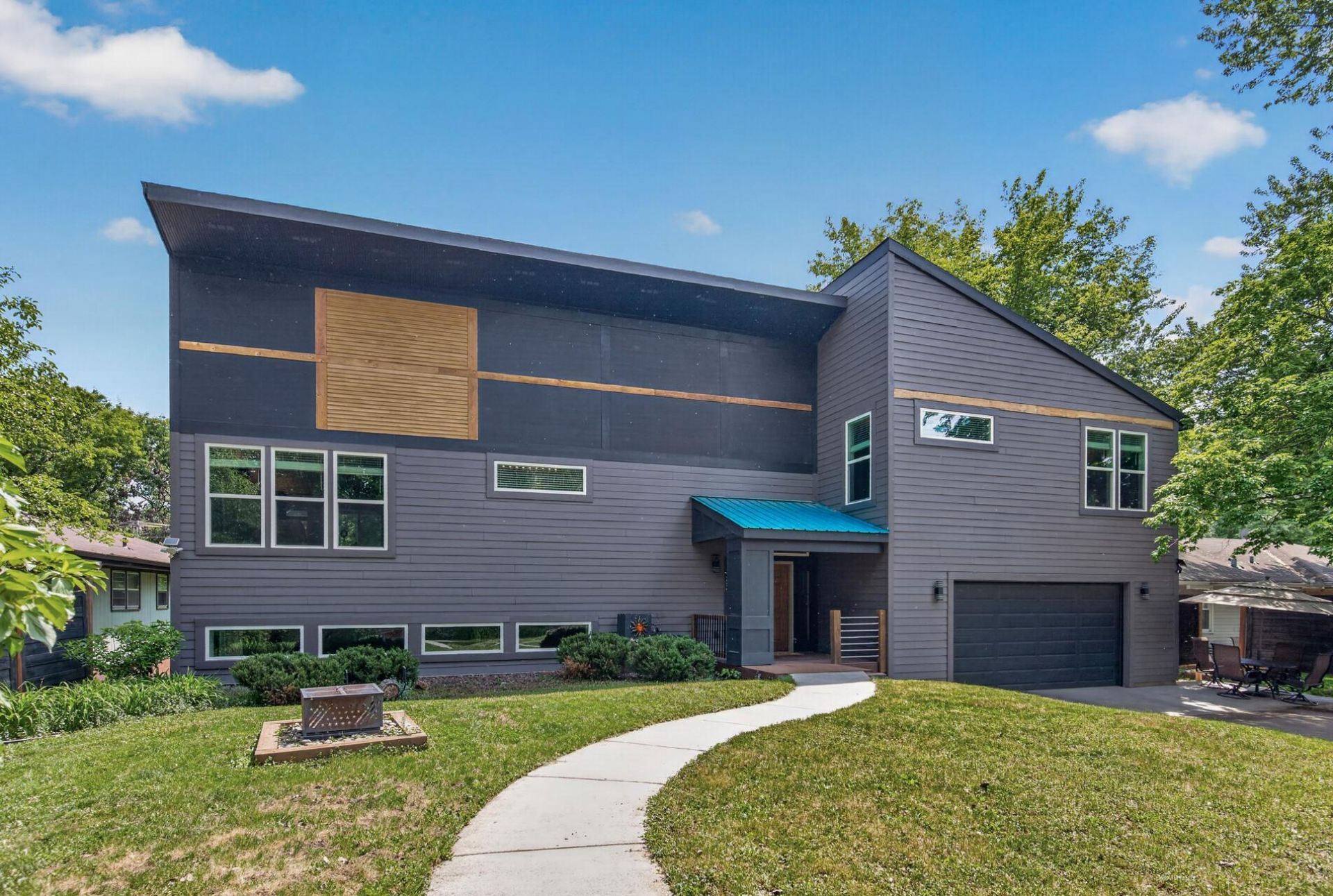 3432 Kyle Avenue N, Crystal, MN 55422