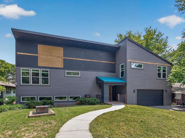 3432 Kyle Avenue N, Crystal, MN 55422
