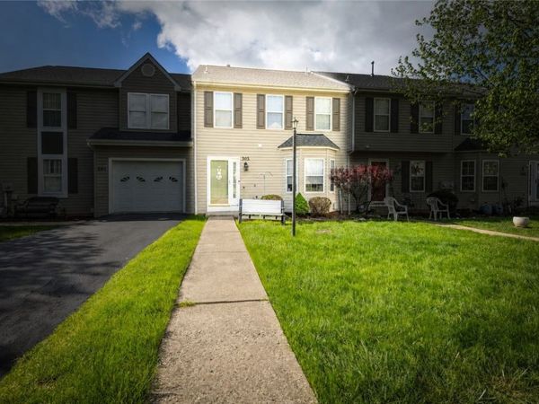 303 Winners Circle, Canonsburg, PA 15317