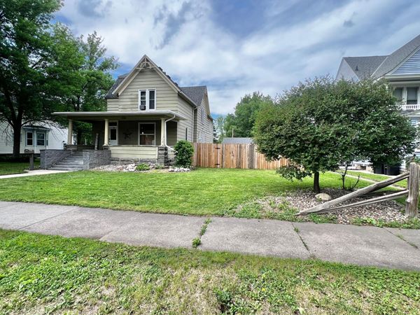 313 E 5th Street , Redwood Falls, MN 56283