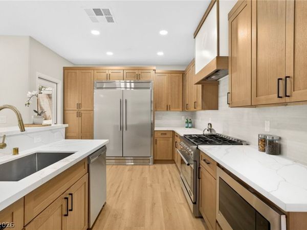 8902 W Katie Avenue , Las Vegas, NV 89147