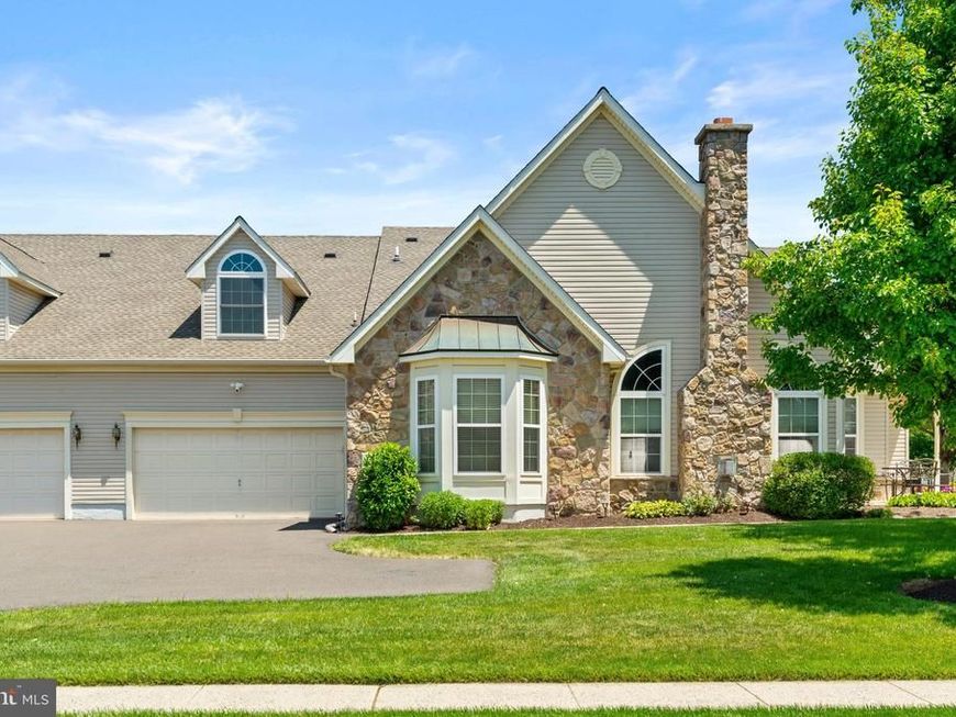 386 Shady Brook Drive, Unit 162, Langhorne, PA 19047 Main Photo
