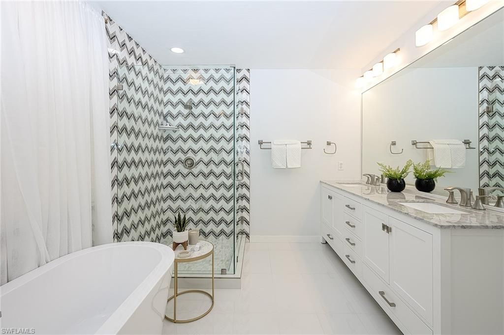 772 Reef Point Cir, Unit 55, Naples, FL 34108 Photo