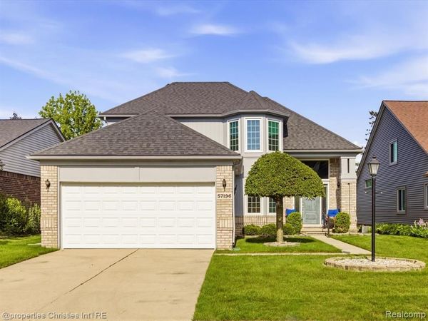 57196 Copper Creek Drive W , Washington Twp, MI 48094