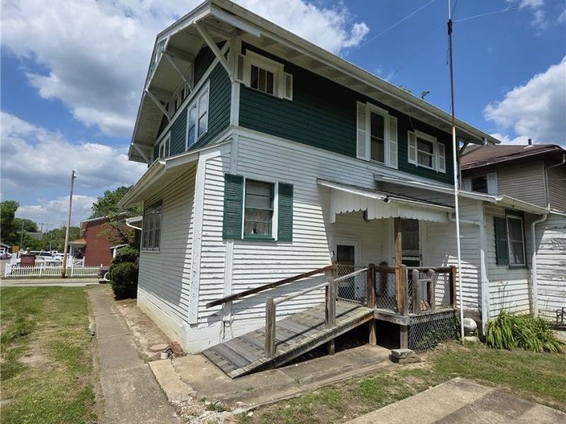446 N 8th Street, Cambridge, OH 43725 Photo 3