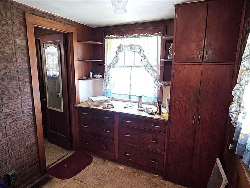 446 N 8th Street, Cambridge, OH 43725 Photo 6