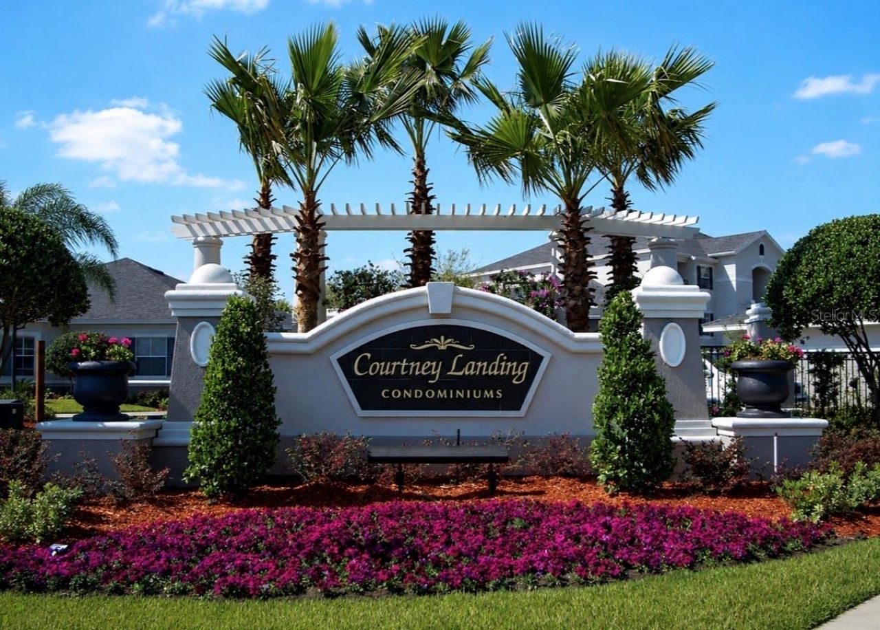 6572 Swissco Drive, Unit 215, Orlando, FL 32822 Main Photo
