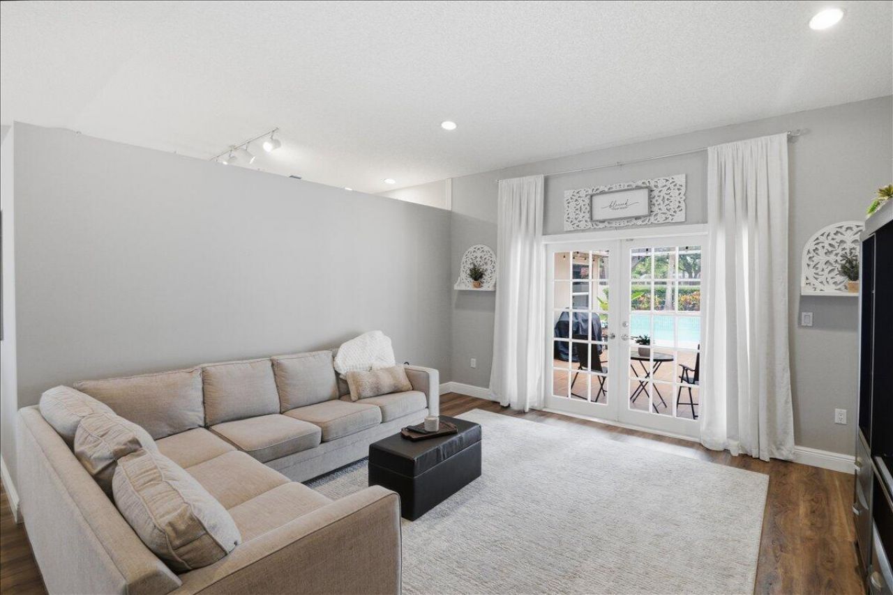 13149 NW 11th Place, Sunrise, FL 33323 Photo