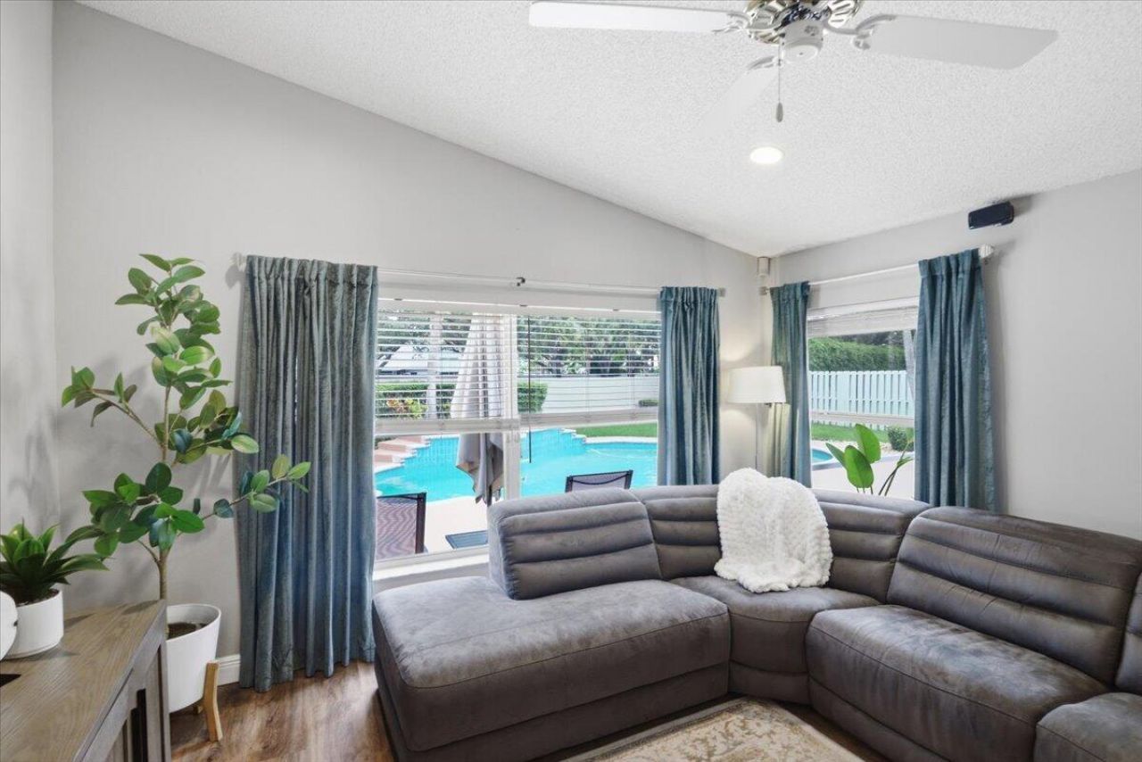 13149 NW 11th Place, Sunrise, FL 33323 Photo