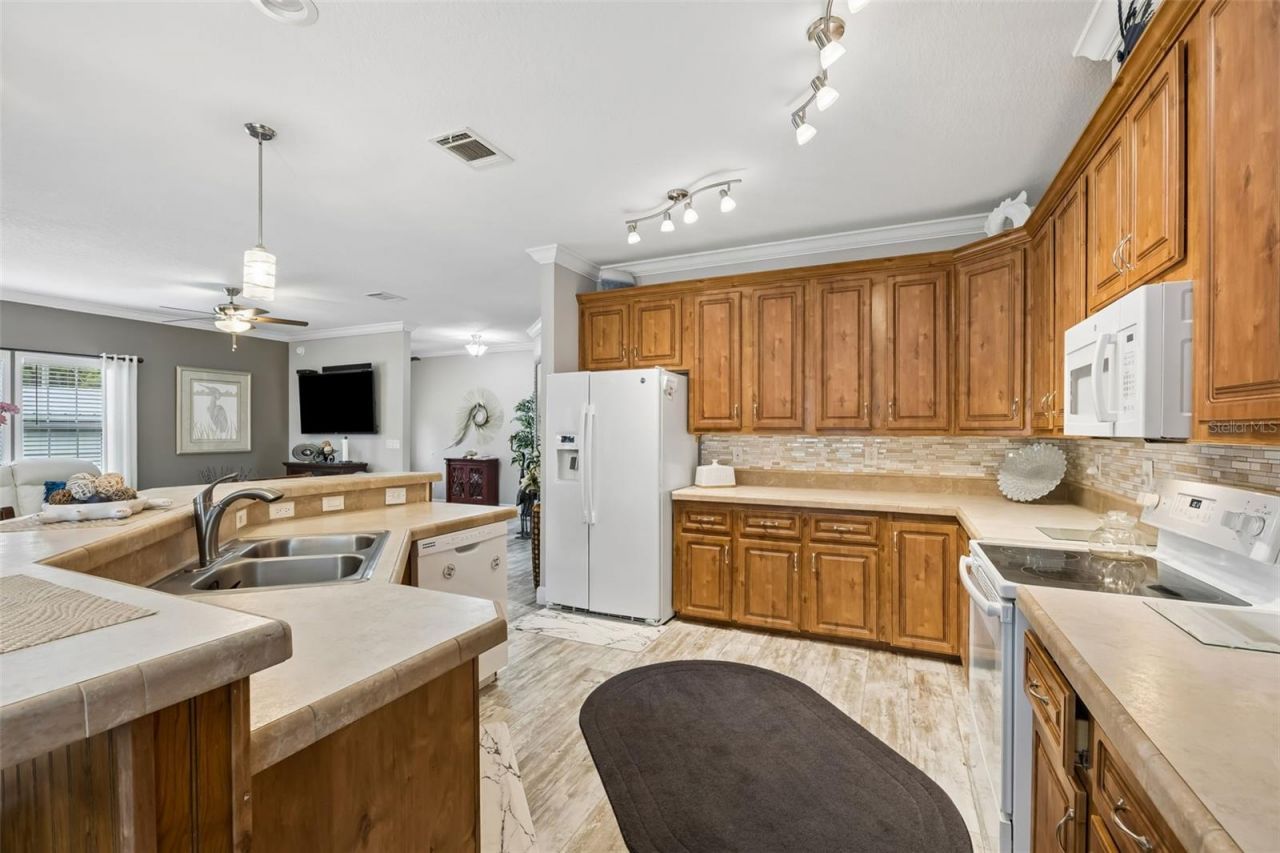329 Paradise Circle , Satsuma, FL 32189 Photo