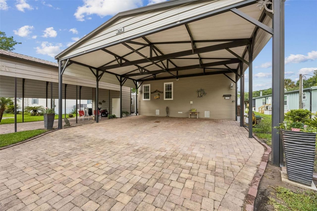 329 Paradise Circle , Satsuma, FL 32189 Photo